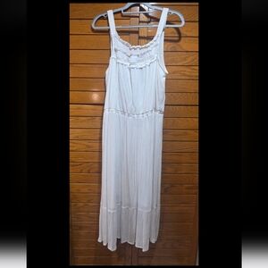 Maurices White Maxi Dress NwTs